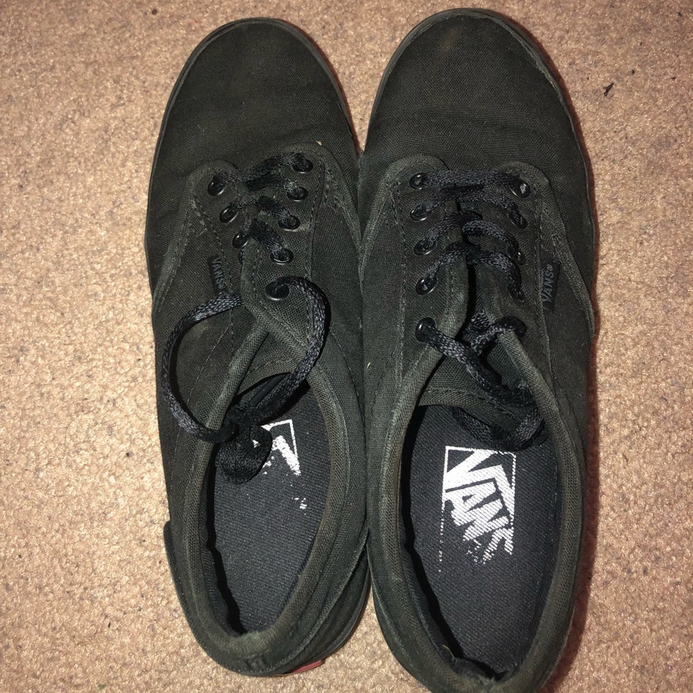 *slightly worn* Black vans